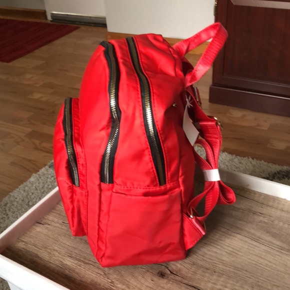 Red Backpack 🎒! - Picture 3 of 7
